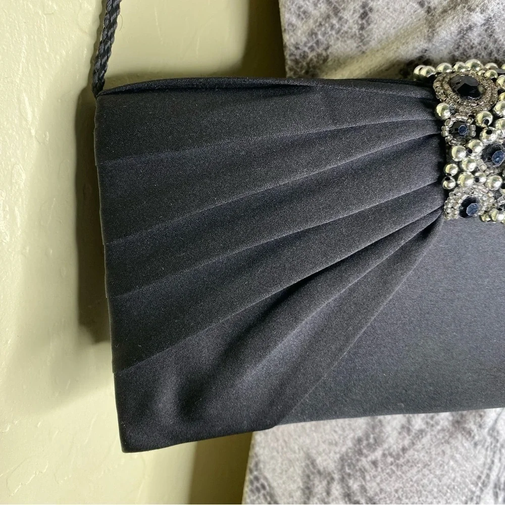 Jessica McClintock Satin Black Beaded Rhinestone Evening Clutch Purse handbag